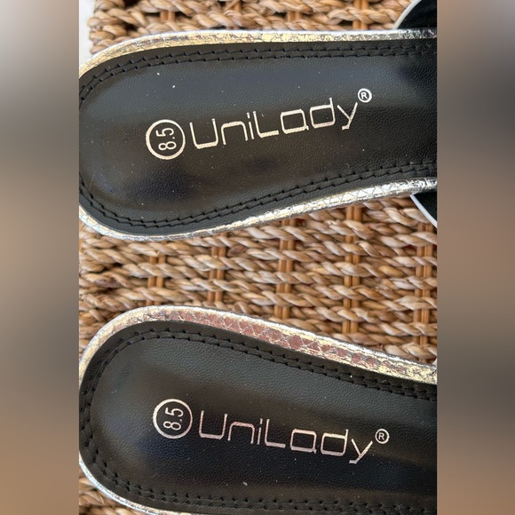 Unilady Brand Women’s Mules Kitten Heels Reptile Print Silver‎ Size 8.5 - Picture 6 of 10